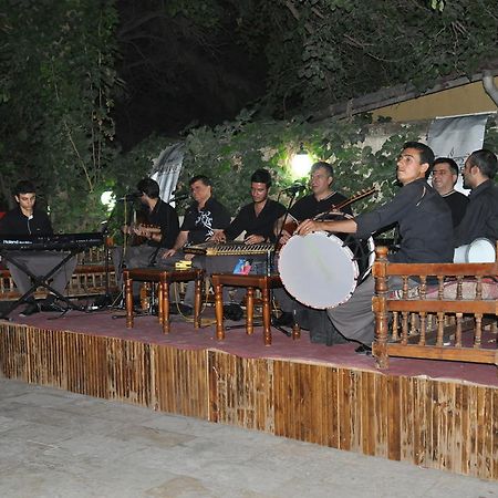 Cevahir Konuk Evi Hotel Şanlıurfa Ngoại thất bức ảnh