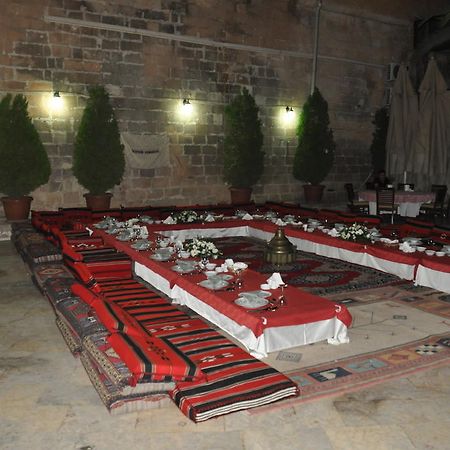 Cevahir Konuk Evi Hotel Şanlıurfa Ngoại thất bức ảnh